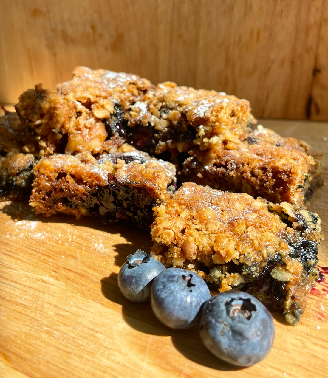 Blackberry & Blueberry Walnut Oat Bars