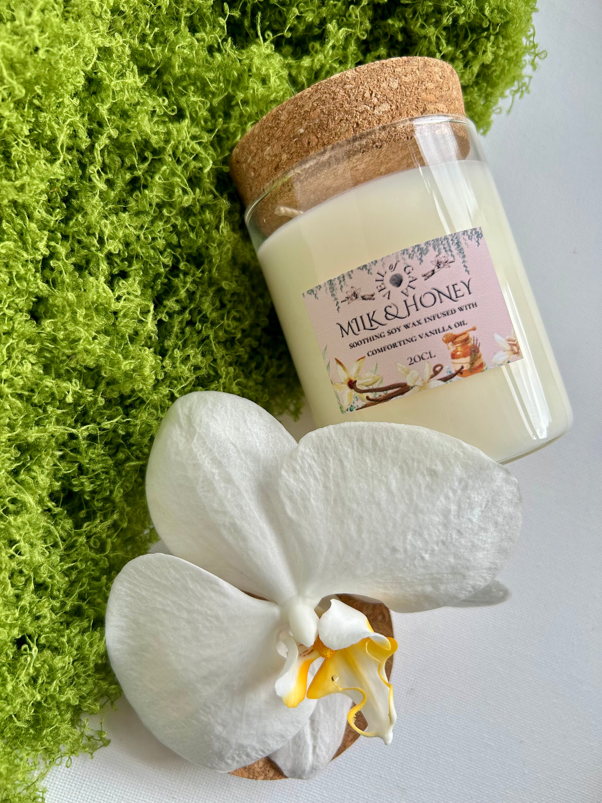 Milk & Honey · Soy Wax Comfort Candle · 20cl