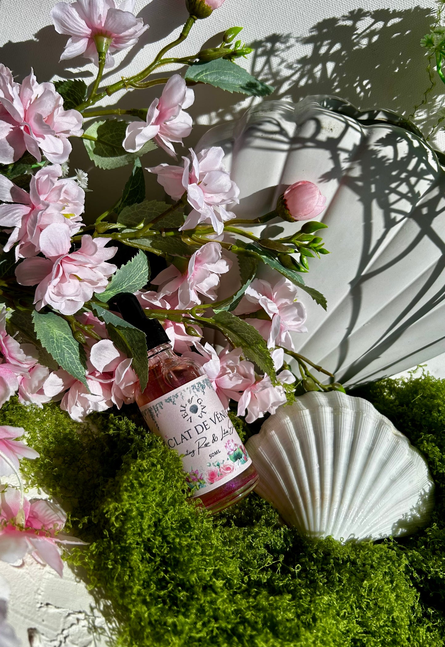 Éclat de Vénus | Illuminating Rose & Lotus Elixir by Veil of Gaia 50ml